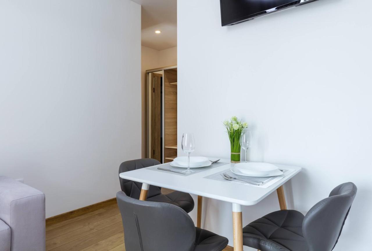 Nyvky Like Home - Nyvky Park - Apt 45 เคียฟ ภายนอก รูปภาพ