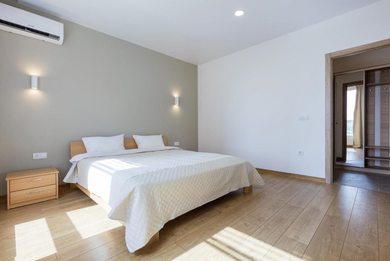 Nyvky Like Home - Nyvky Park - Apt 45 เคียฟ ภายนอก รูปภาพ