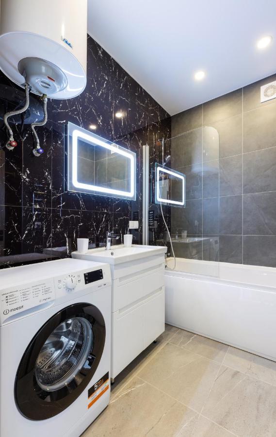 Nyvky Like Home - Nyvky Park - Apt 45 เคียฟ ภายนอก รูปภาพ